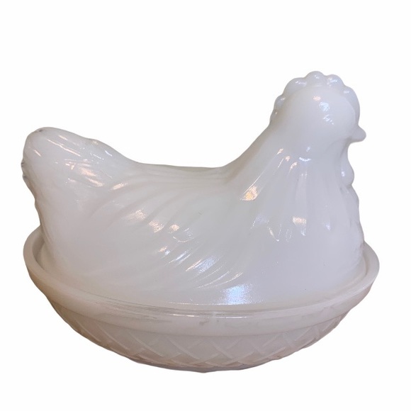 Vintage Milkglass Small Chicken Box